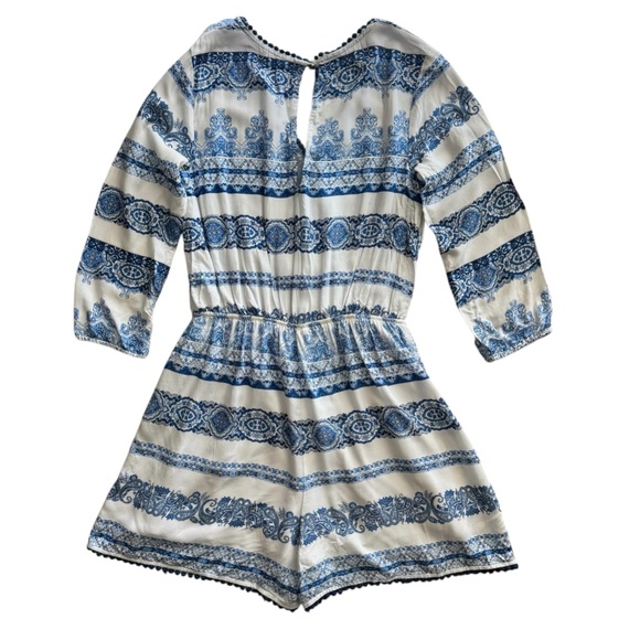NWT Maurice’s Blue & White Printed Romper | Size M - Picture 2 of 5